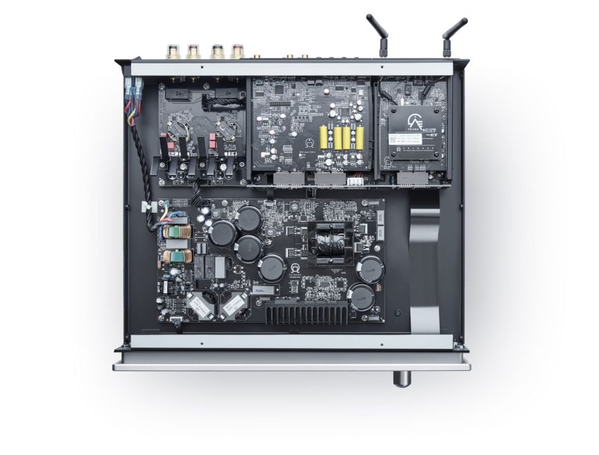 primare_i25_prisma_modular_integrated_amplifier_and_network_player_technology_inside_scaled_1_2048x1557.jpg