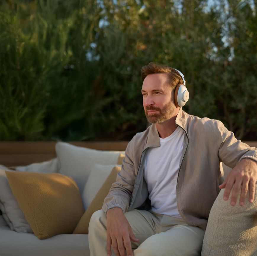 press_image_loewe_loewe_leo_headphones_david_guetta_1900.jpg