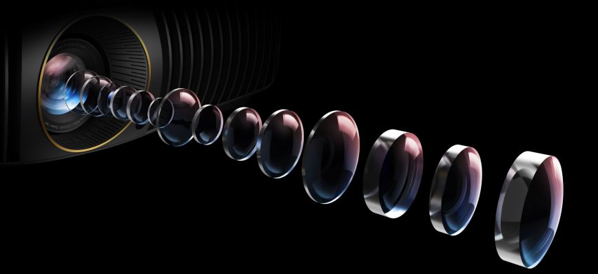 cinema_w5800_glass_lens.jpg
