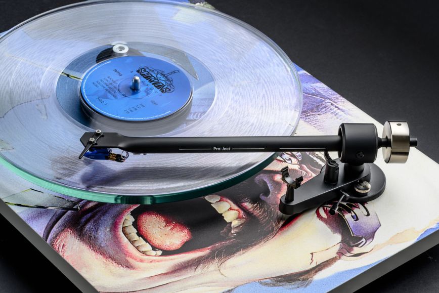 scorpions_turntable_detail_1_2.jpg
