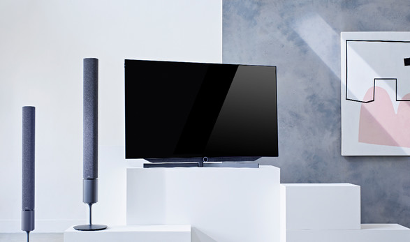 loewe_fernseher_bild_7_oled_tischstand_tt_1.jpg