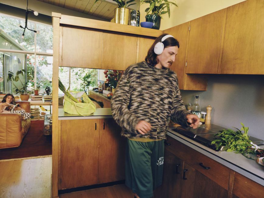 sonos_gambit_roundhouse_sharing_space_kitchen_0395_output.jpg