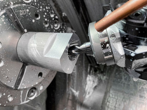 debut_pro_cnc_machine_2.jpg