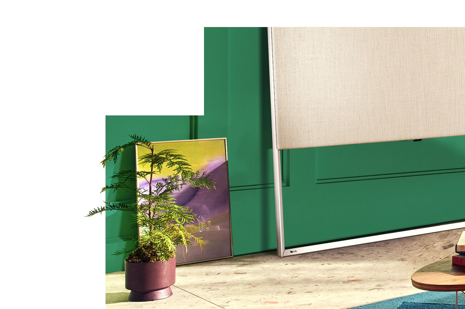 tv_lifestyle_easel_03_leaning_install_desktop.jpg