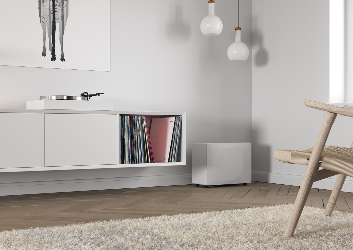 rum_hi_fi_geek_fra_side_7_silverback_1_sb_white_corner_1400.jpg