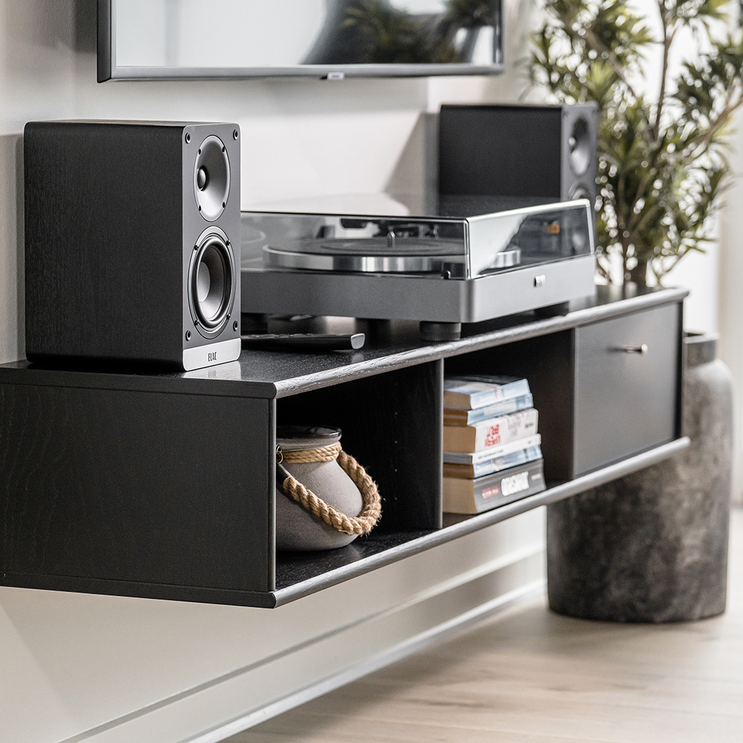 elac_connex_turntable.jpg