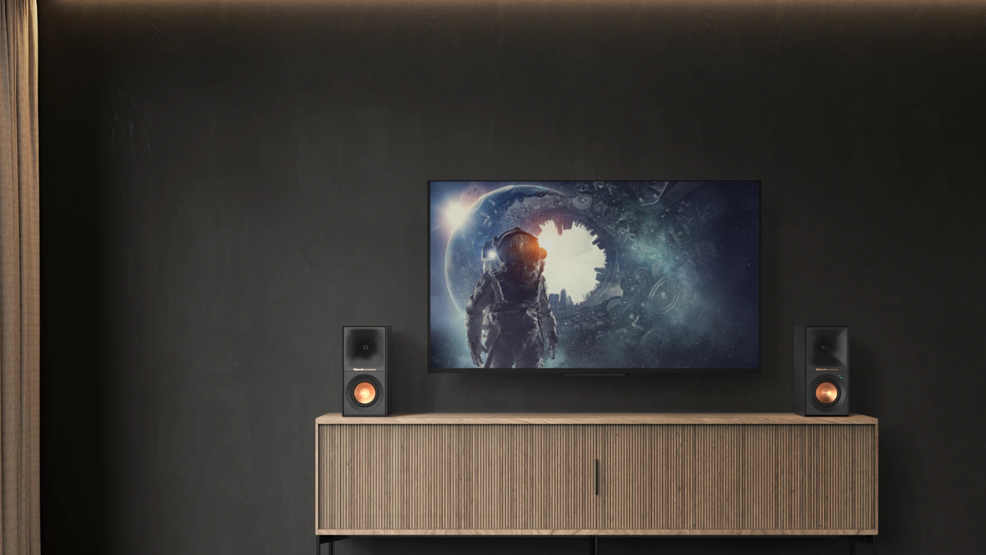 r_40pm_on_modern_tv_console_with_spacey_imagery_1920x1080.jpg